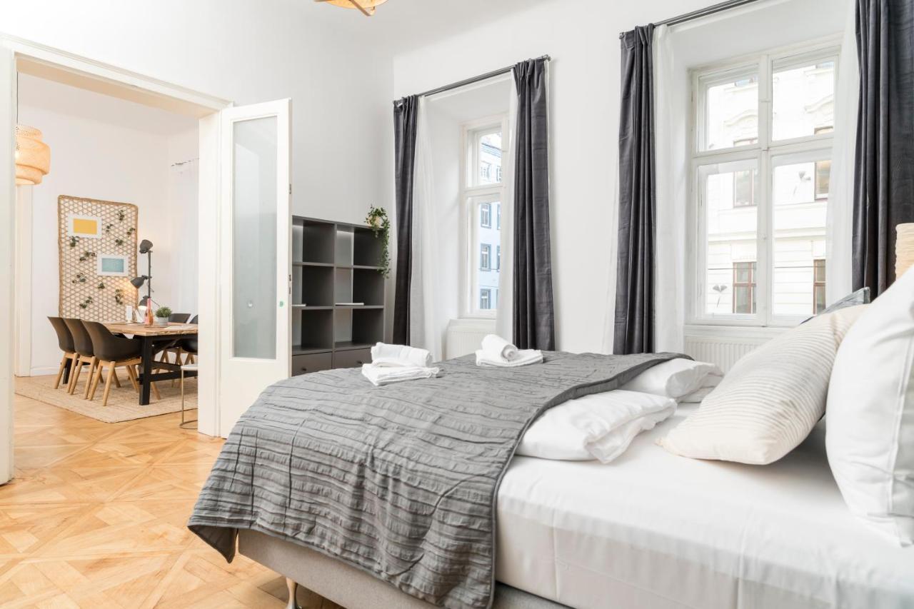 Luxury Suites Mariahilf Vienna Esterno foto